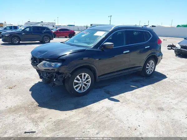 KNMAT2MT4HP521754 2017 NISSAN ROGUE - Image 2