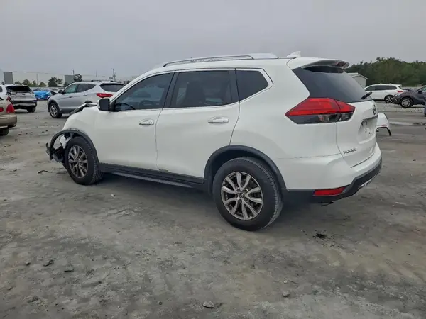 KNMAT2MT4HP537808 2017 NISSAN ROGUE - Image 2