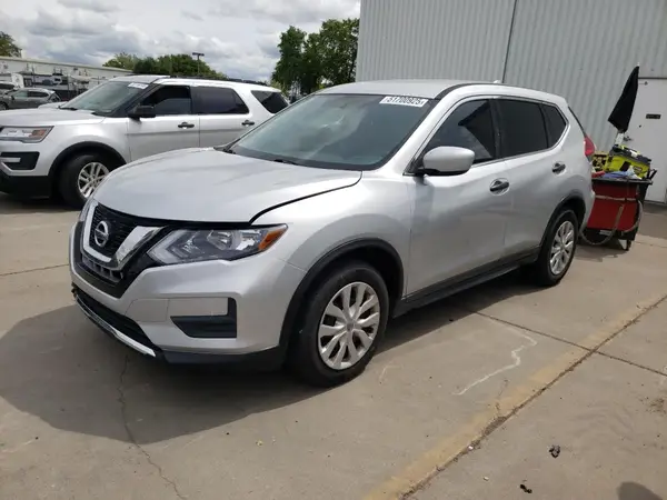 KNMAT2MT4HP541020 2017 NISSAN ROGUE - Image 1
