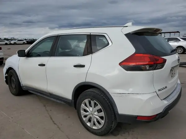 KNMAT2MT4HP544306 2017 NISSAN ROGUE - Image 2