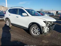 KNMAT2MT4HP544418 2017 NISSAN ROGUE