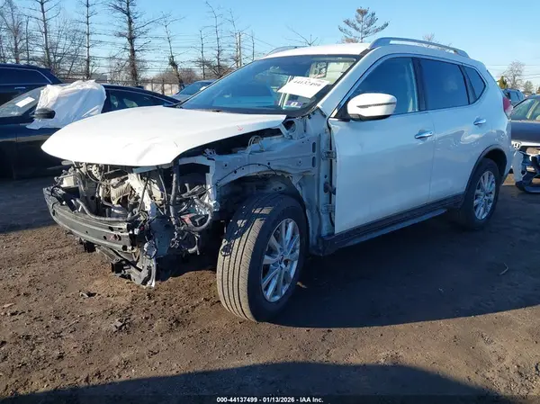 KNMAT2MT4HP544418 2017 NISSAN ROGUE - Image 2