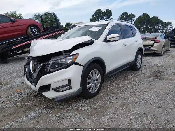 KNMAT2MT4HP547738 2017 NISSAN ROGUE - Image 2
