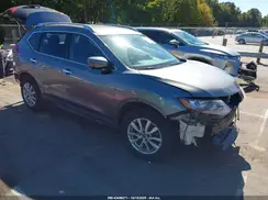 KNMAT2MT4HP568301 2017 NISSAN ROGUE