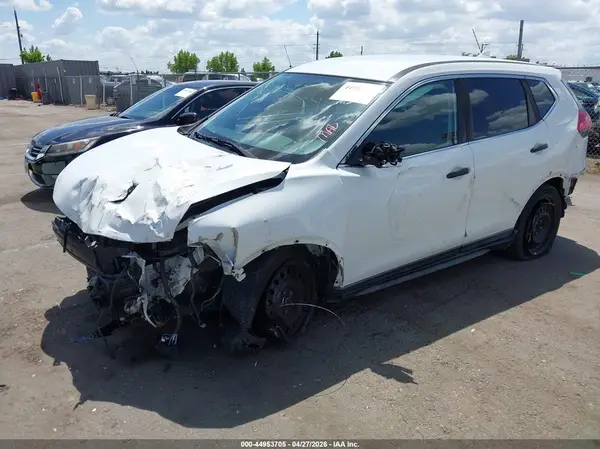 KNMAT2MT4HP569299 2017 NISSAN ROGUE - Image 2