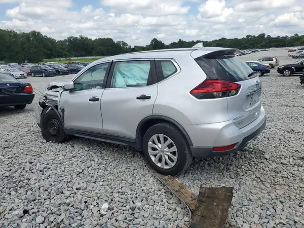 KNMAT2MT4HP572669 2017 NISSAN ROGUE - Image 2