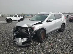 KNMAT2MT4HP582389 2017 NISSAN ROGUE