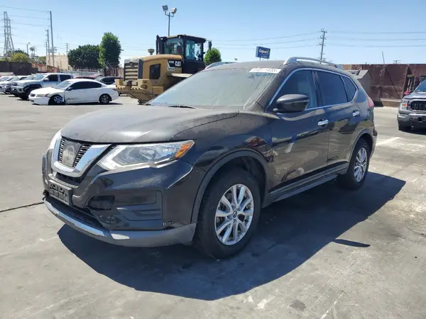 KNMAT2MT4HP587060 2017 NISSAN ROGUE - Image 1