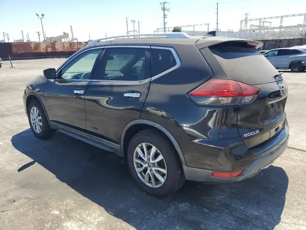 KNMAT2MT4HP587060 2017 NISSAN ROGUE - Image 2