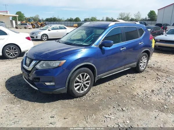 KNMAT2MT4HP595854 2017 NISSAN ROGUE - Image 2