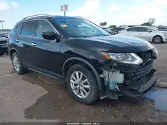 KNMAT2MT4HP598687 2017 NISSAN ROGUE