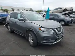 KNMAT2MT4HP611650 2017 NISSAN ROGUE