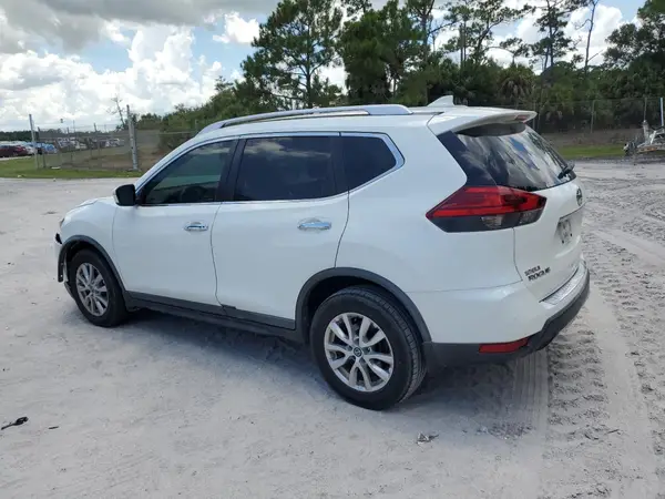 KNMAT2MT4HP614922 2017 NISSAN ROGUE - Image 2