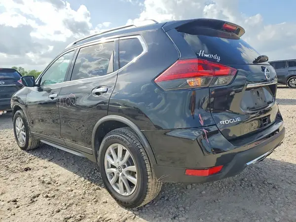 KNMAT2MT4JP501977 2018 NISSAN ROGUE - Image 2