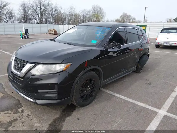 KNMAT2MT4JP504314 2018 NISSAN ROGUE - Image 2