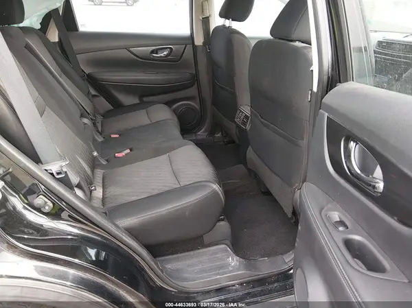 KNMAT2MT4JP504314 2018 NISSAN ROGUE - Image 8