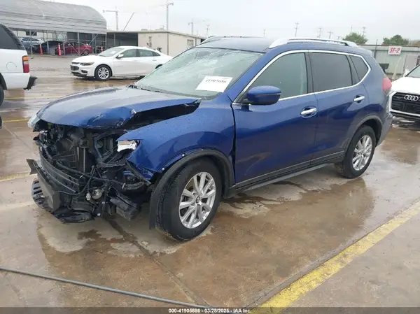 KNMAT2MT4JP507875 2018 NISSAN ROGUE - Image 2