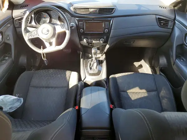 KNMAT2MT4JP509271 2018 NISSAN ROGUE - Image 8