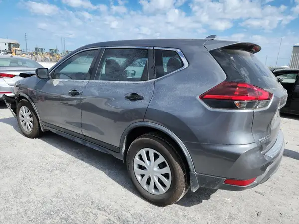 KNMAT2MT4JP511540 2018 NISSAN ROGUE - Image 2