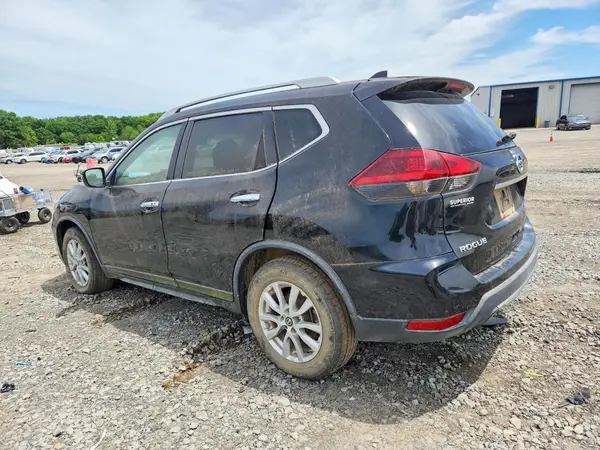 KNMAT2MT4JP514213 2018 NISSAN ROGUE - Image 2