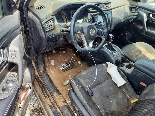 KNMAT2MT4JP514213 2018 NISSAN ROGUE - Image 8