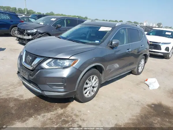 KNMAT2MT4JP514468 2018 NISSAN ROGUE - Image 2