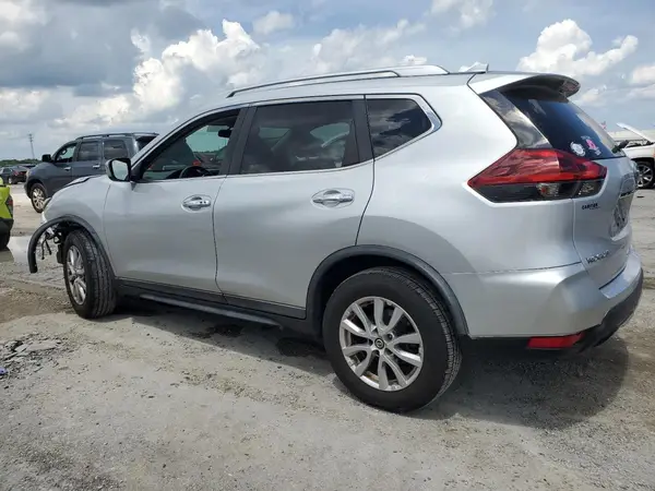 KNMAT2MT4JP518939 2018 NISSAN ROGUE - Image 2