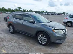 KNMAT2MT4JP519699 2018 NISSAN ROGUE