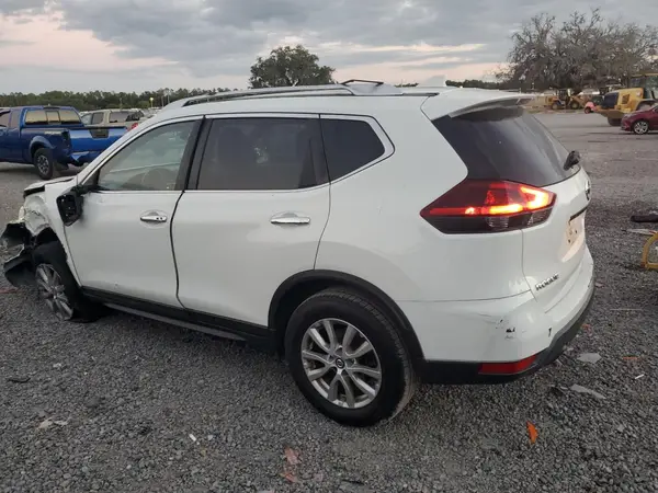 KNMAT2MT4JP523476 2018 NISSAN ROGUE - Image 2