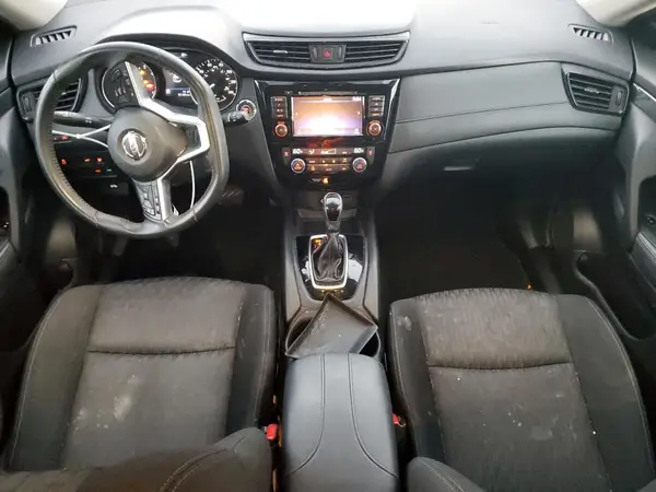 KNMAT2MT4JP523476 2018 NISSAN ROGUE - Image 8