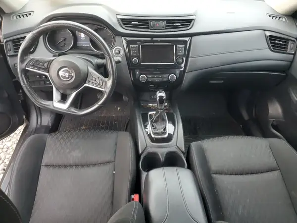 KNMAT2MT4JP525096 2018 NISSAN ROGUE - Image 8