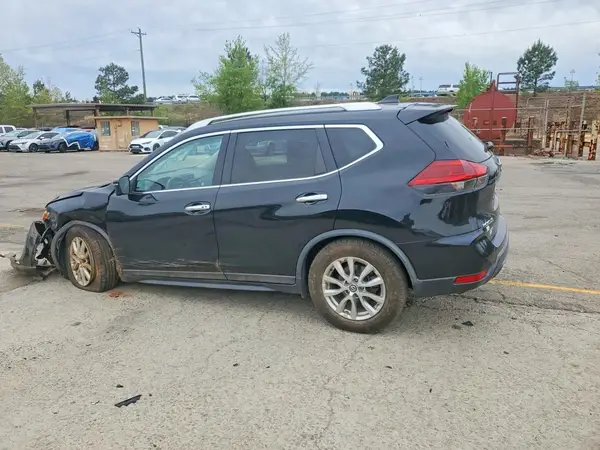 KNMAT2MT4JP533327 2018 NISSAN ROGUE - Image 2