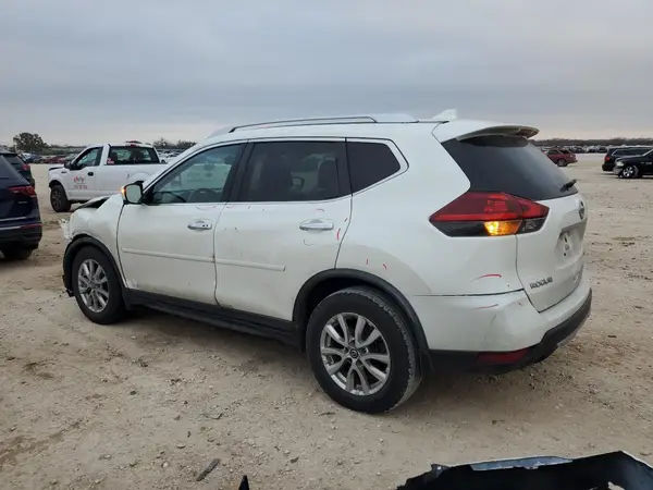 KNMAT2MT4JP533716 2018 NISSAN ROGUE - Image 2