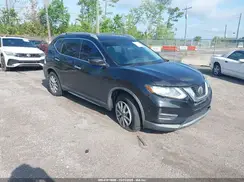 KNMAT2MT4JP533991 2018 NISSAN ROGUE