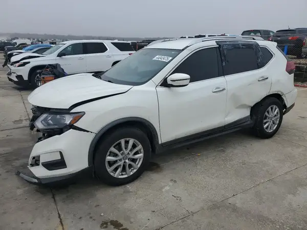 KNMAT2MT4JP534185 2018 NISSAN ROGUE - Image 1