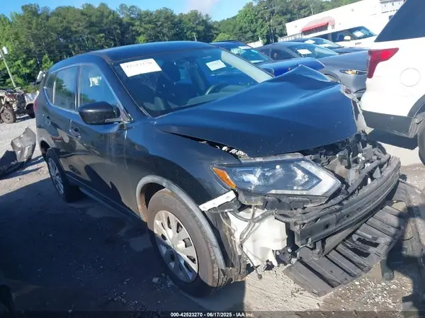 KNMAT2MT4JP545283 2018 NISSAN ROGUE - Image 1