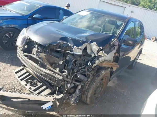 KNMAT2MT4JP545283 2018 NISSAN ROGUE - Image 2