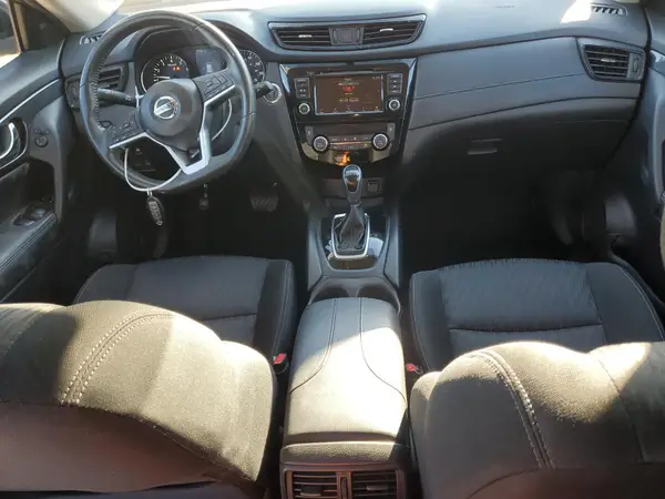 KNMAT2MT4JP545980 2018 NISSAN ROGUE - Image 8