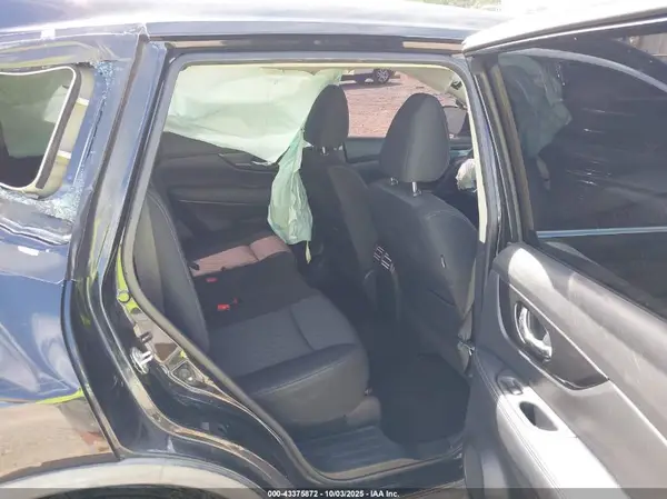KNMAT2MT4JP551696 2018 NISSAN ROGUE - Image 8