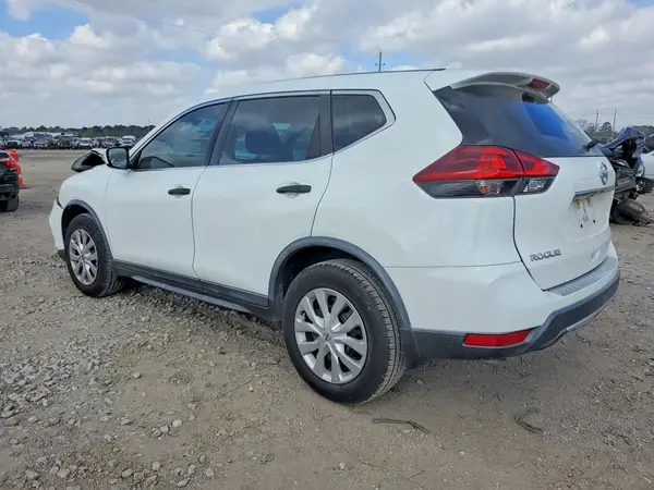 KNMAT2MT4JP556638 2018 NISSAN ROGUE - Image 2