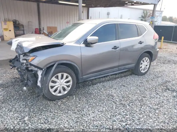 KNMAT2MT4JP562262 2018 NISSAN ROGUE - Image 2