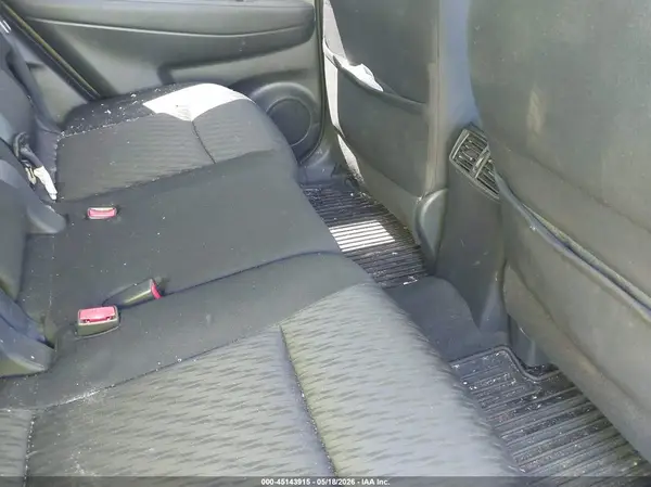 KNMAT2MT4JP563623 2018 NISSAN ROGUE - Image 8