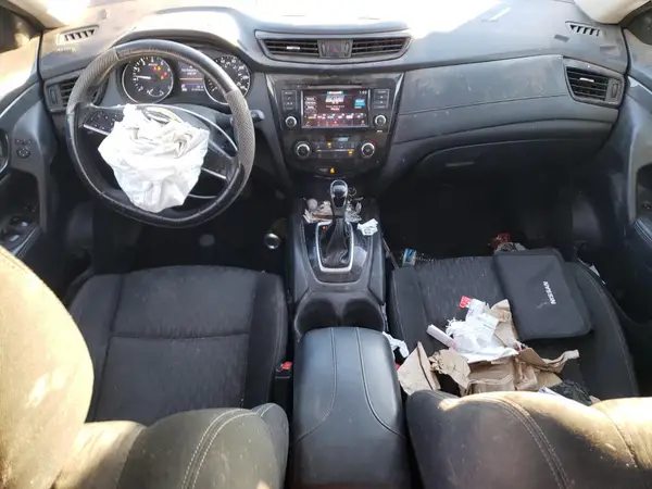 KNMAT2MT4JP565453 2018 NISSAN ROGUE - Image 8
