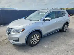 KNMAT2MT4JP565677 2018 NISSAN ROGUE