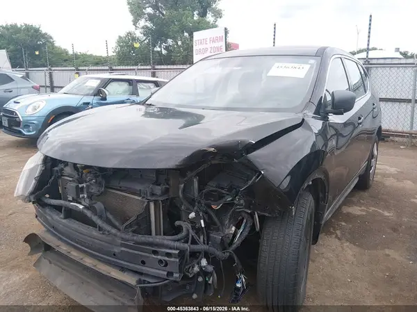 KNMAT2MT4JP567185 2018 NISSAN ROGUE - Image 2