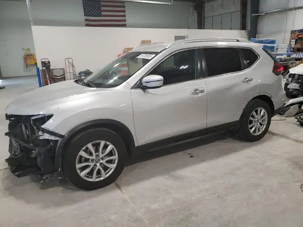 KNMAT2MT4JP570507 2018 NISSAN ROGUE - Image 1