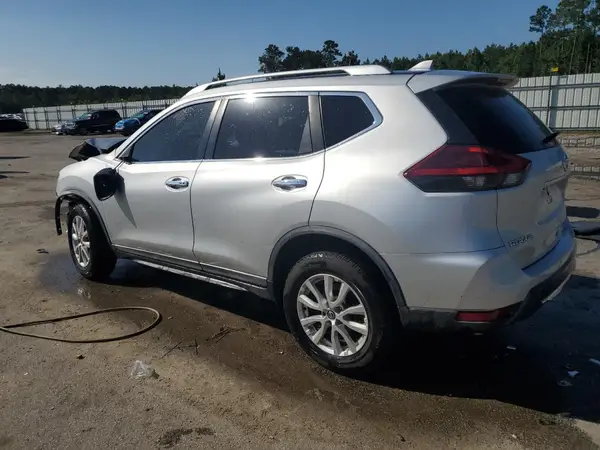 KNMAT2MT4JP571978 2018 NISSAN ROGUE - Image 2