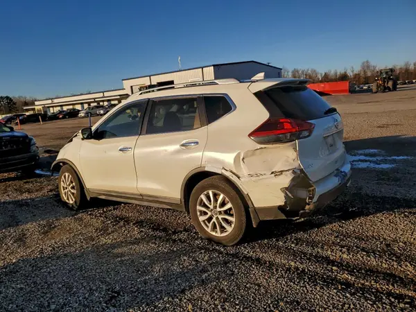 KNMAT2MT4JP577344 2018 NISSAN ROGUE - Image 2