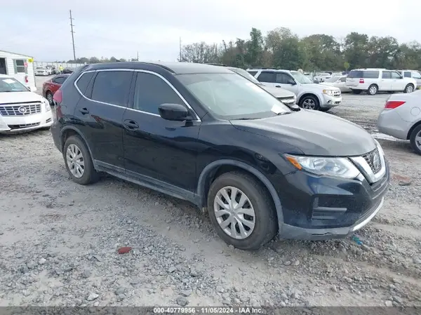 KNMAT2MT4JP580311 2018 NISSAN ROGUE - Image 1