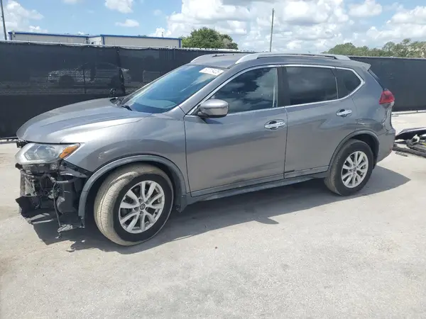 KNMAT2MT4JP580504 2018 NISSAN ROGUE - Image 1